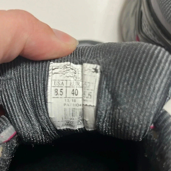 Brooks Ariel 18 running shoes size 8.5 wide preowned good amount of tread left - Picture 12 of 14